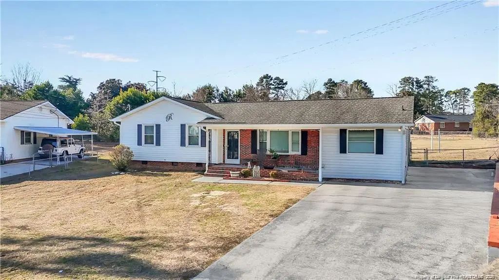 4632 Canterbury Drive, Fayetteville