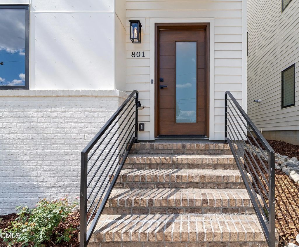 801 N Roxboro Street, Durham