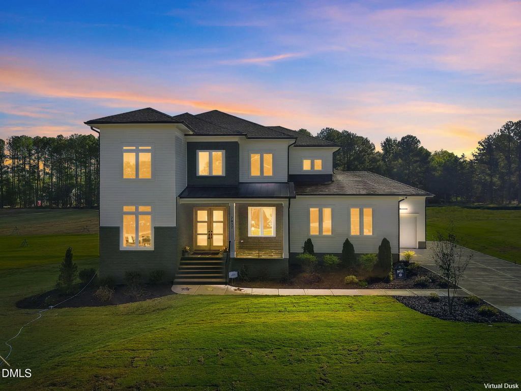 2432 Rosslare Mews Lane, Wendell
