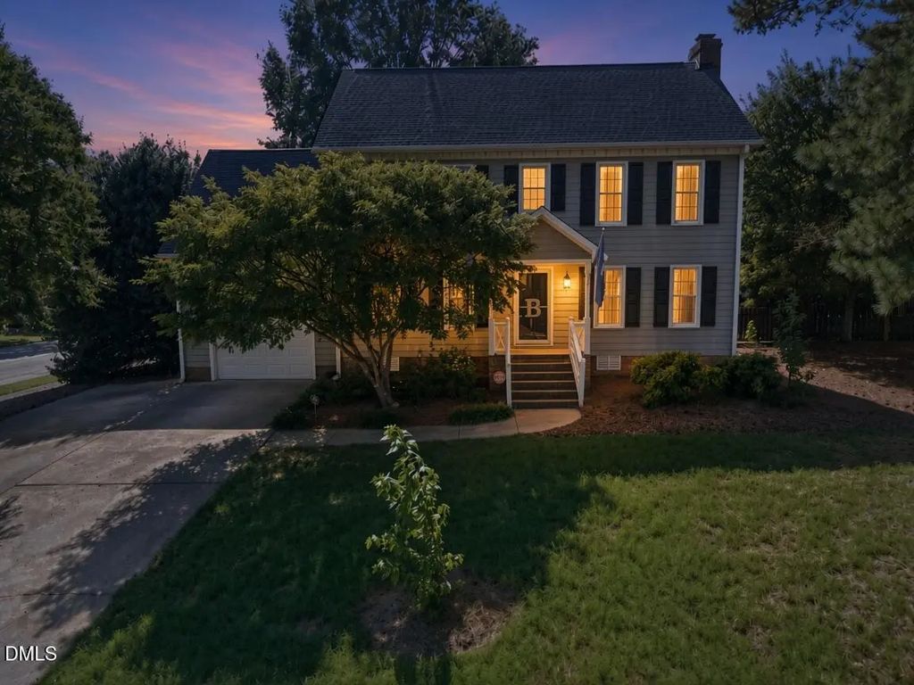 2605 Hiking Trail, Raleigh