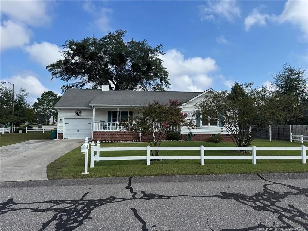5826 Bloomsbury Drive, Fayetteville