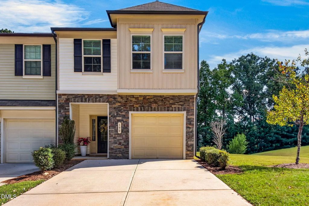 190 River Dell Townes Avenue, Clayton