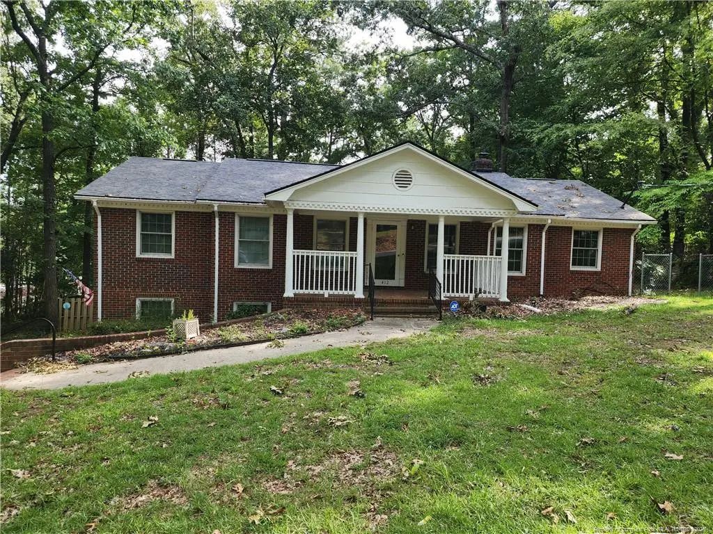 412 Sherman Drive, Fayetteville