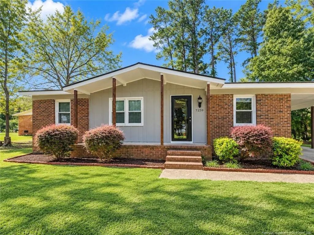 7259 Ainsley Street, Fayetteville