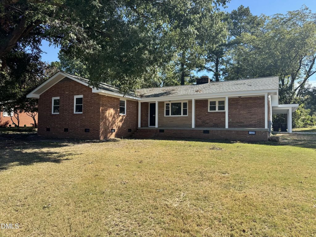 402 N Pine Street, Wendell