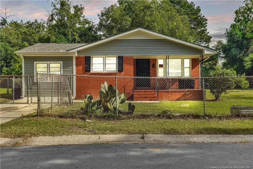 1307 Turnpike Road, Fayetteville