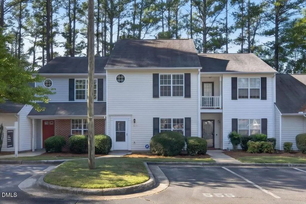 5553 Fieldcross Court, Raleigh