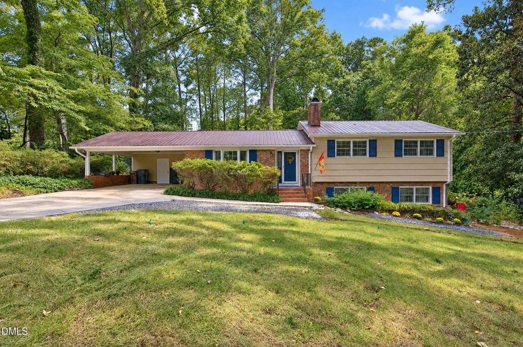 1302 Kingston Ridge Road, Cary