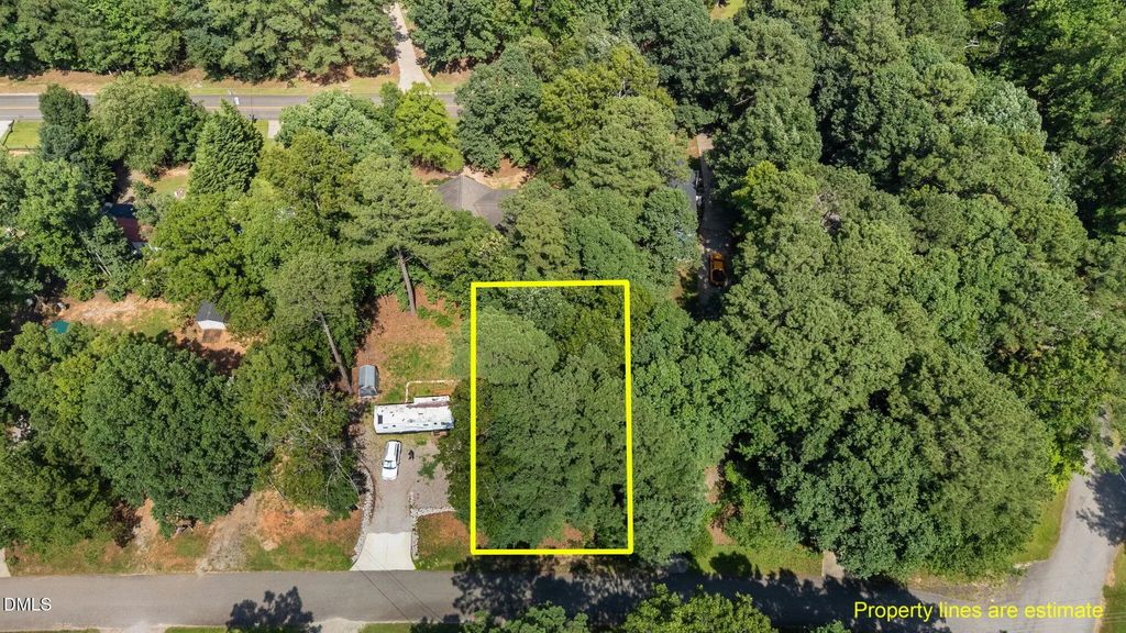 104 Lone Star Drive, Louisburg