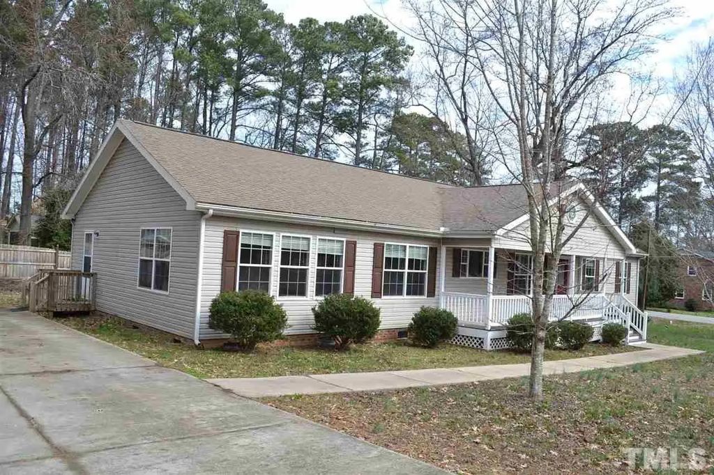 1182 Fairlane Road, Cary