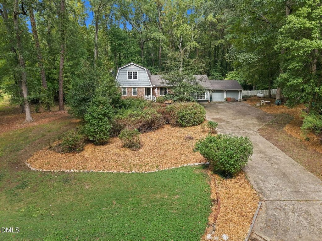 7914 Belgium Drive, Raleigh
