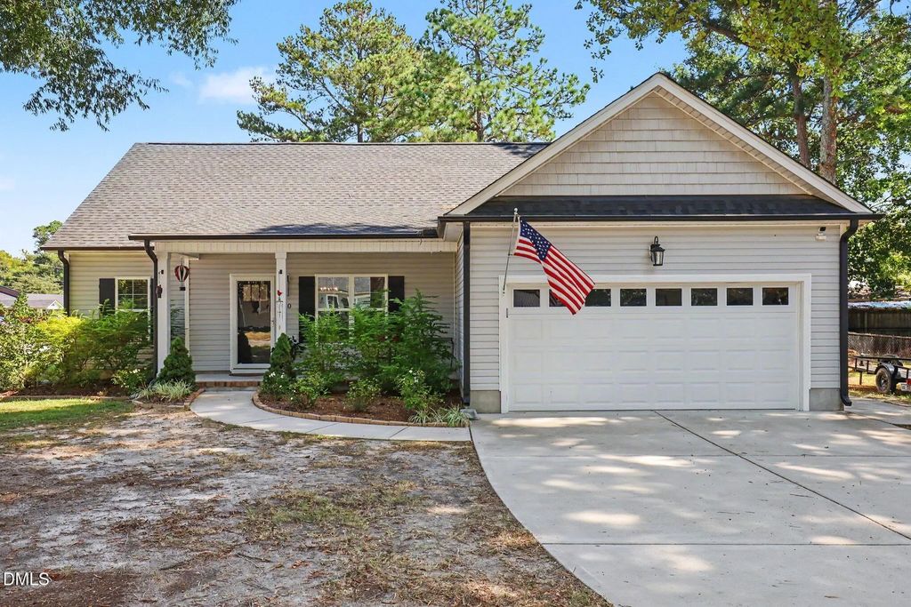 710 Memorial Avenue, Dunn