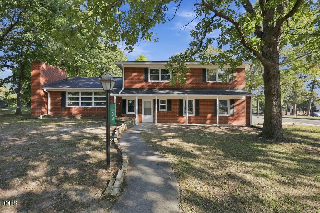 532 Oakwood Lane, Graham