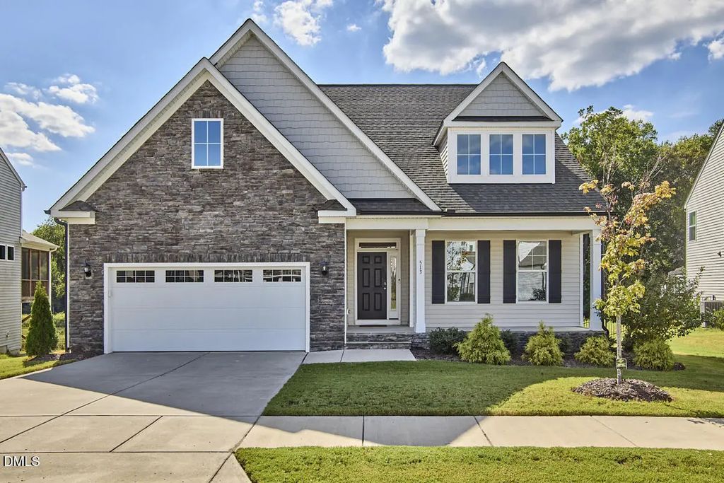 513 Hampton Crest Court, Fuquay Varina