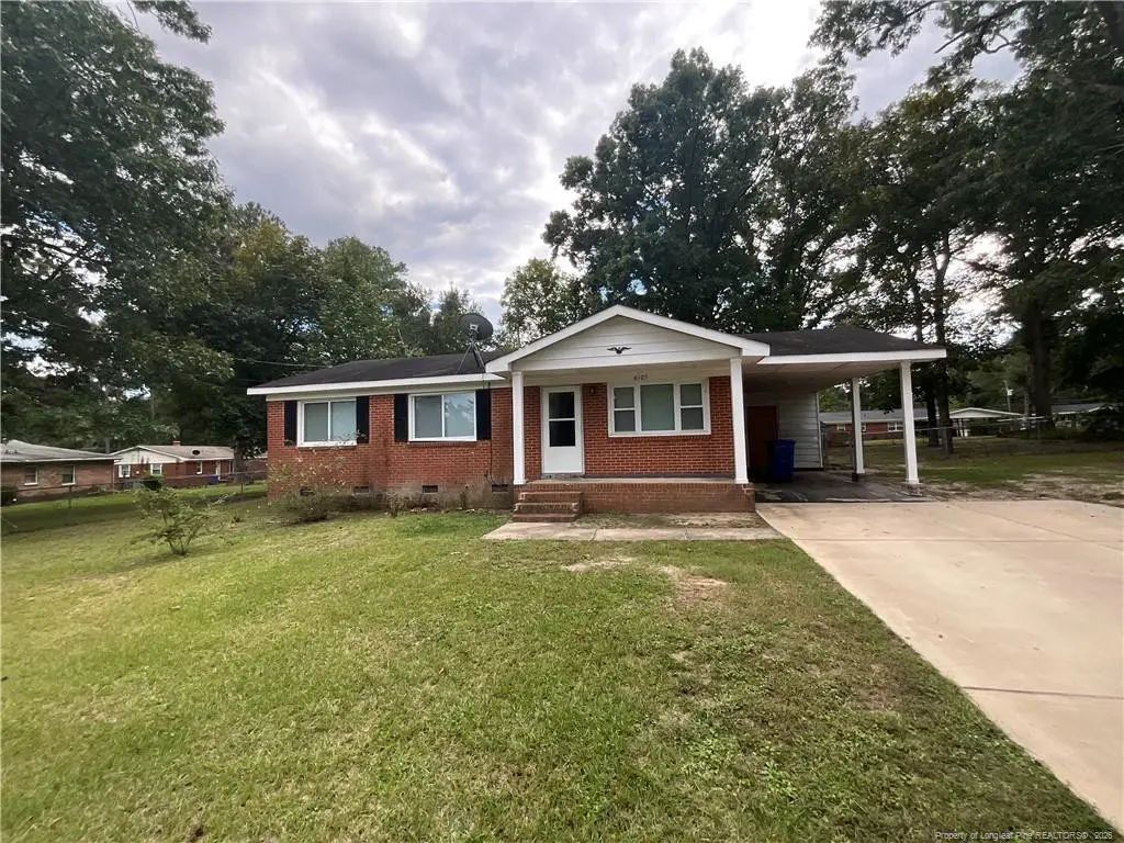 6105 Dandy Loop Road, Fayetteville