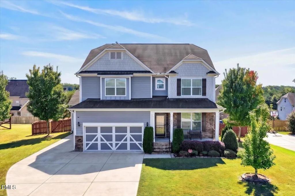 417 Granite Saddle Drive, Rolesville