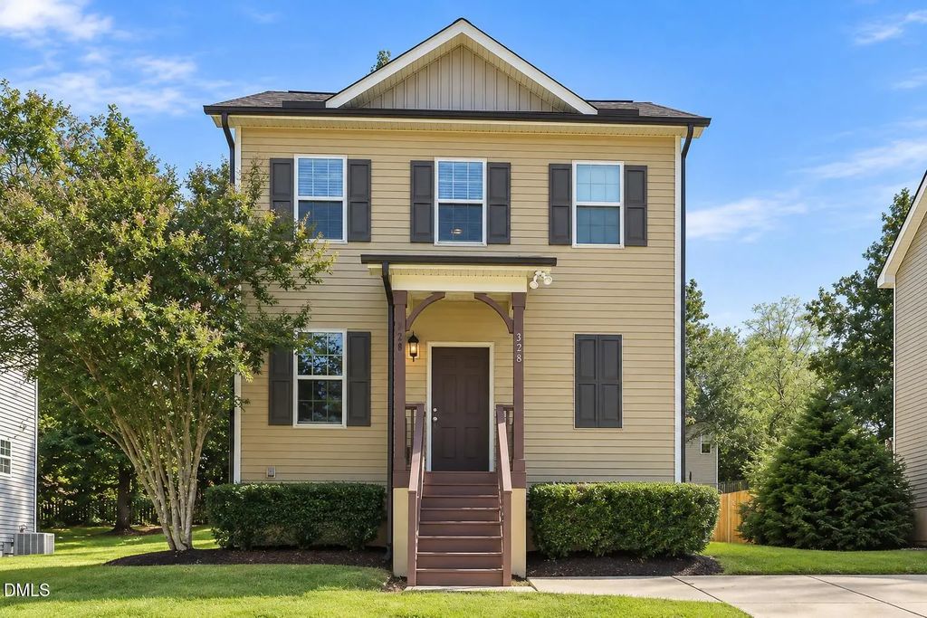 328 Chamberlain Drive, Clayton