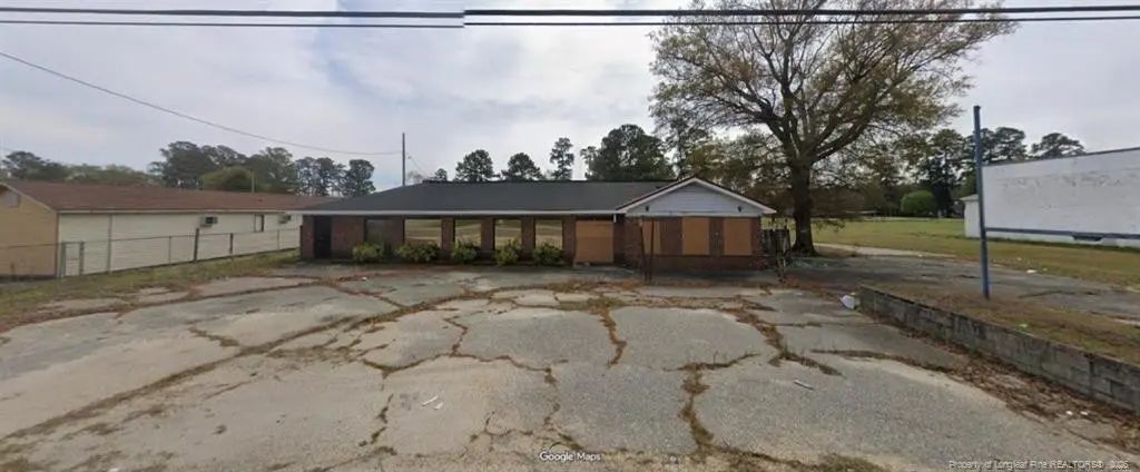 3491 W Fifth Street, Lumberton