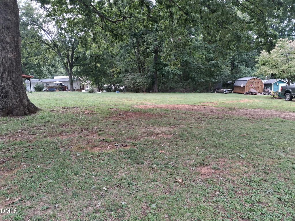 00 Pointer Street, Roxboro