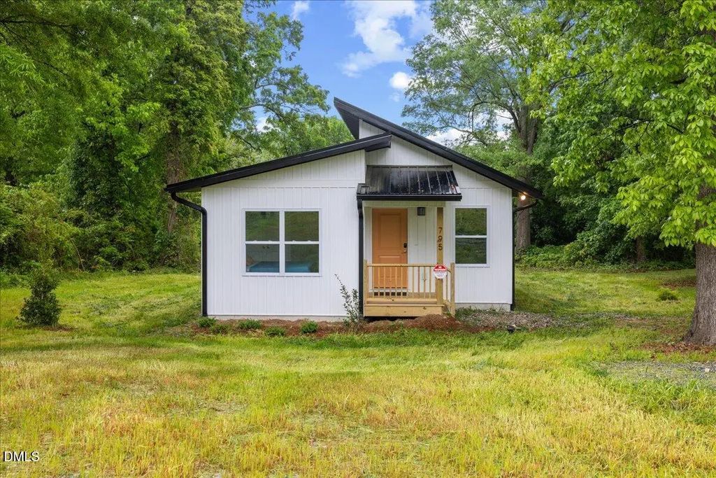 795 Lakeside Avenue, Burlington