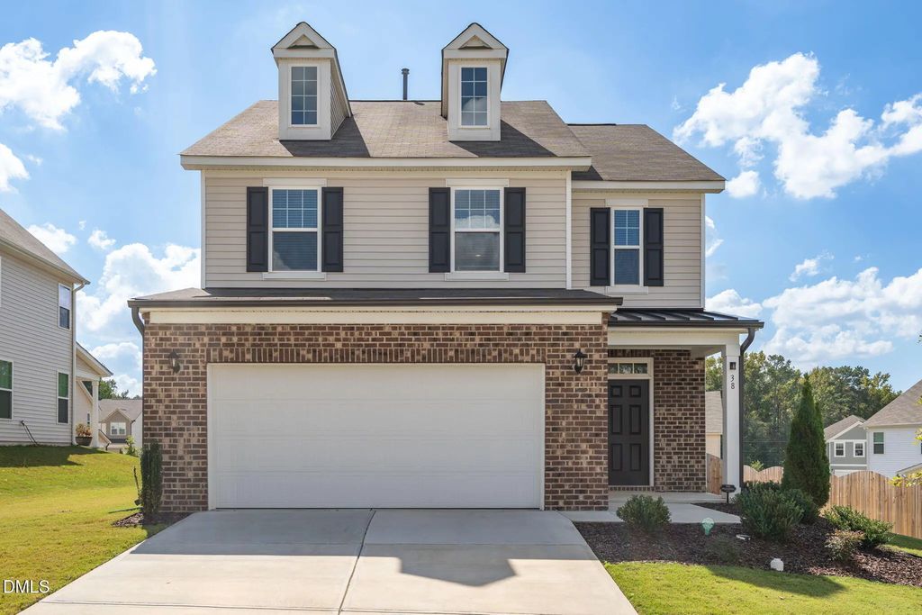 38 Flowing River Road, Angier