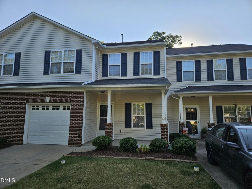 148 Cline Falls Drive, Holly Springs