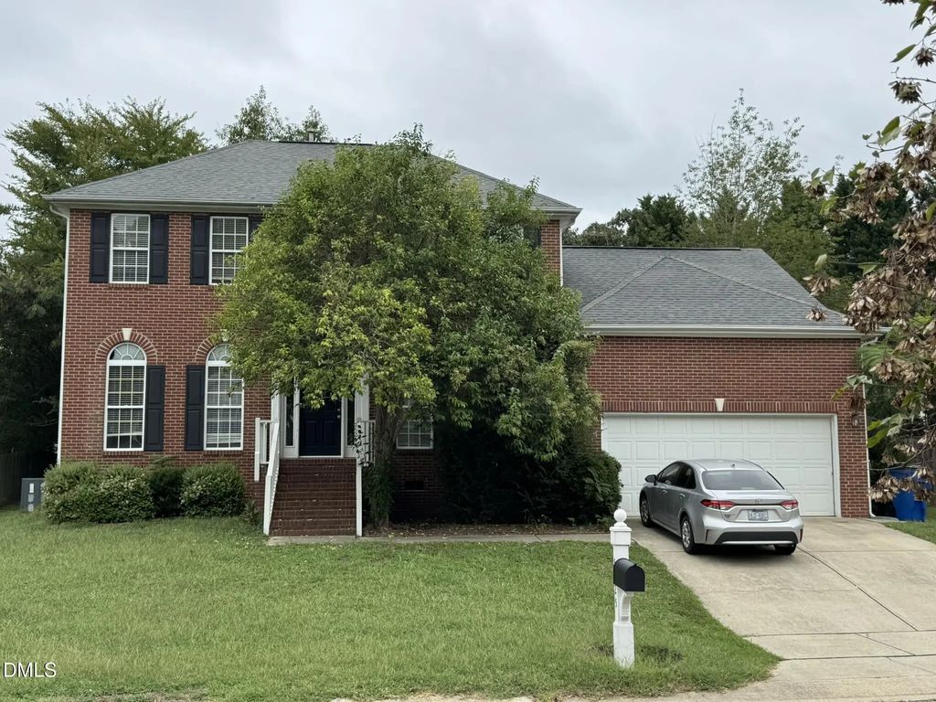 5225 Pinehall Wynd, Raleigh