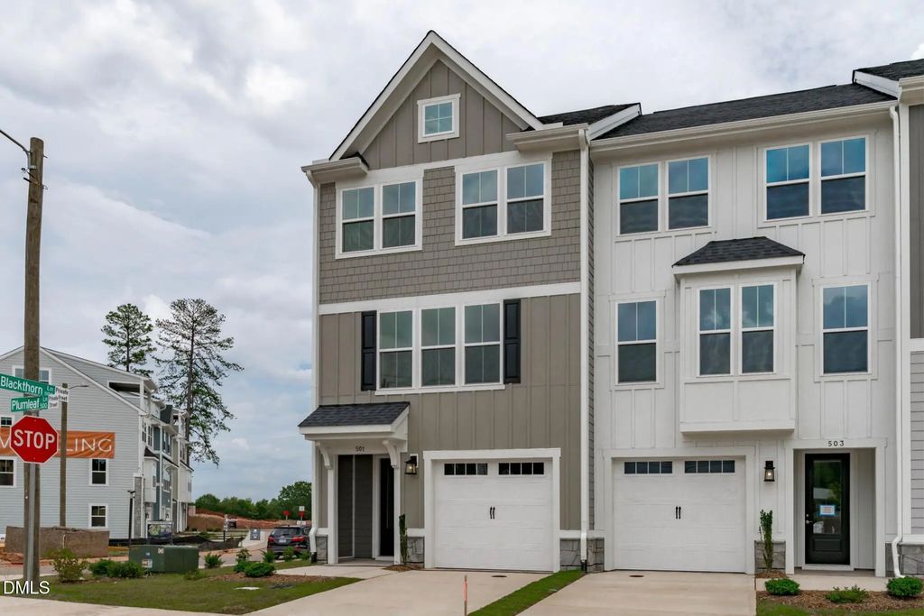 1011 Blackthorn Lane, Durham