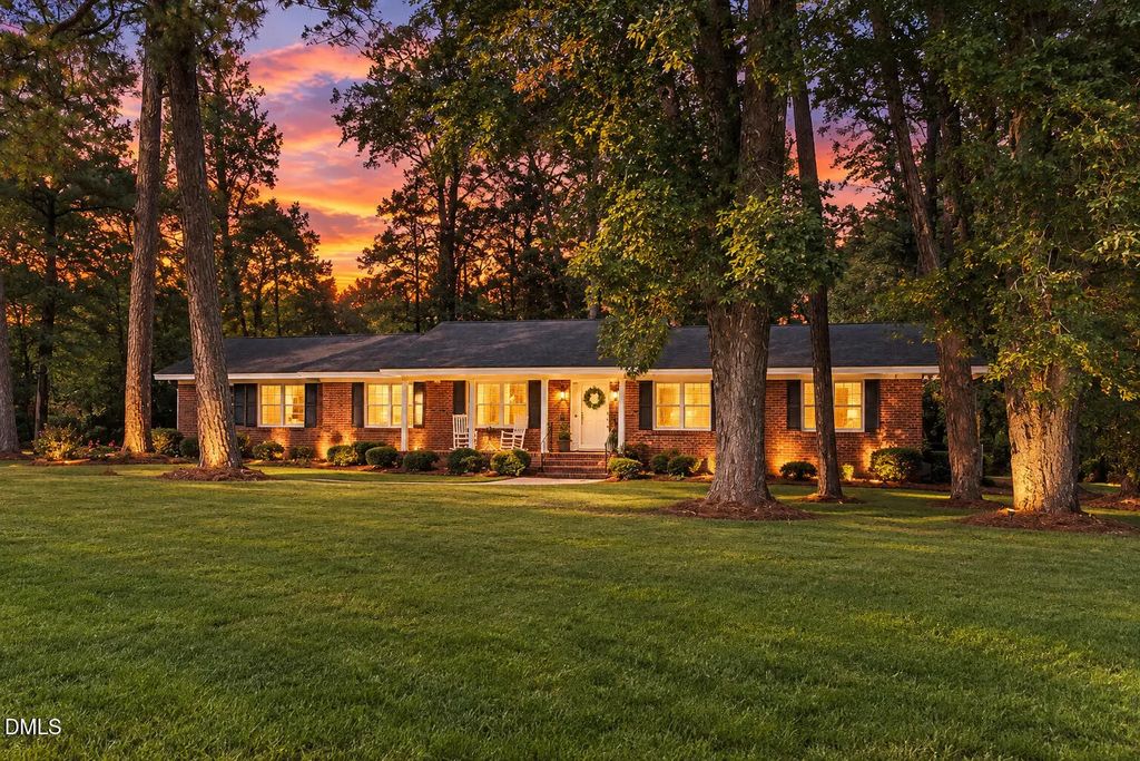 7024 S Old Carriage Road, Rocky Mount