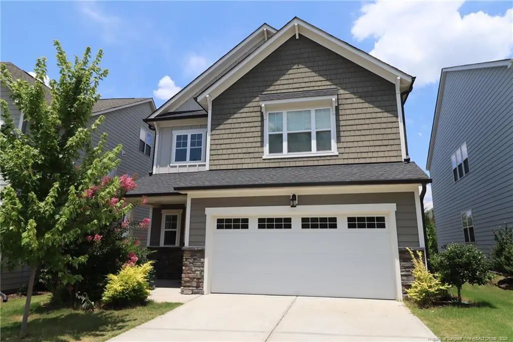 1065 Canyon Shadows Court, Cary