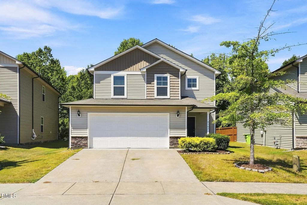 8147 Feldwig, Raleigh