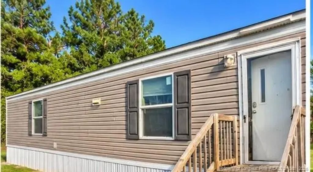 426 Redfin Drive, Fayetteville
