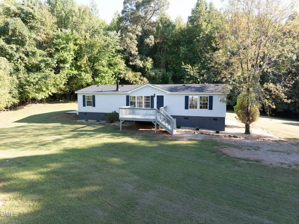 104 Darians Way, Siler City