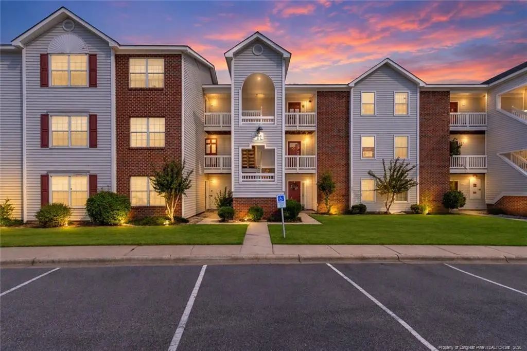 283 Waterdown Drive 6, Fayetteville