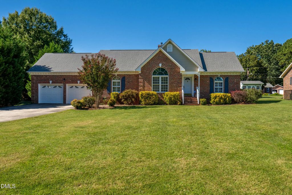 2403 Blanche Drive 2403, Burlington