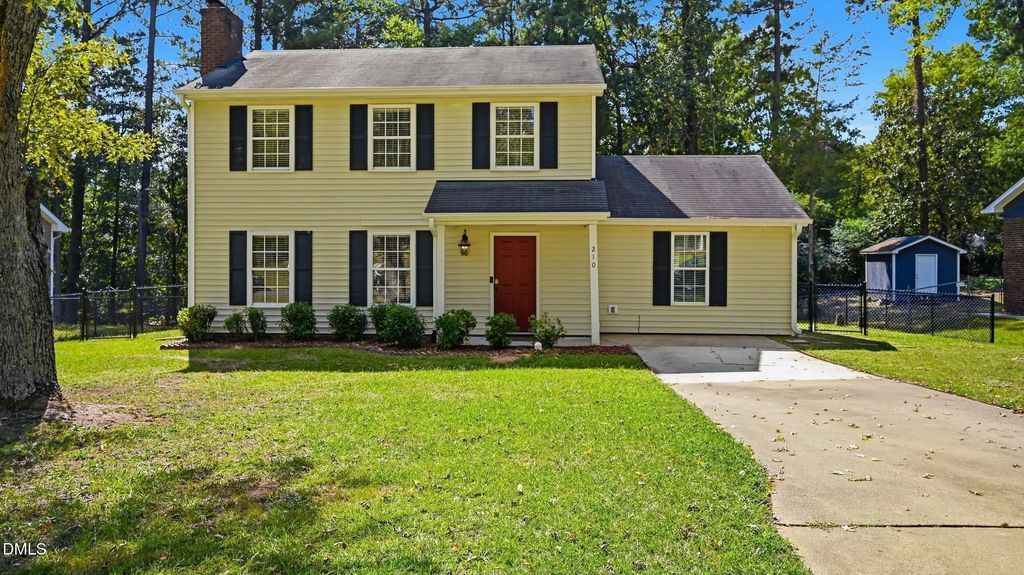 210 Reynolds Avenue N, Durham