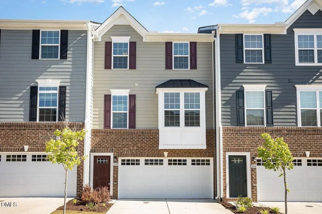 210 Tamworth Creek, Durham