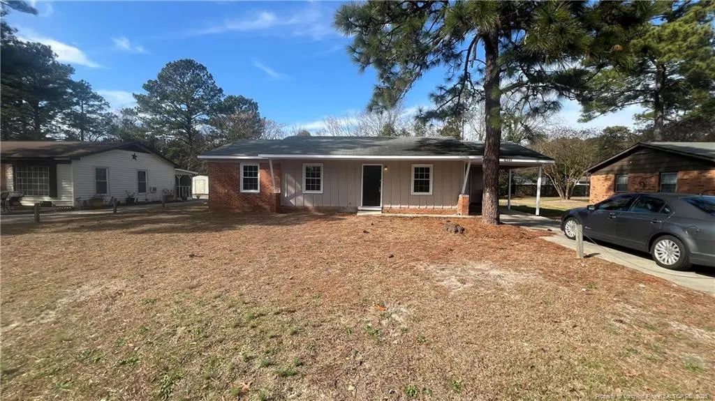 6544 Amanda Circle, Fayetteville