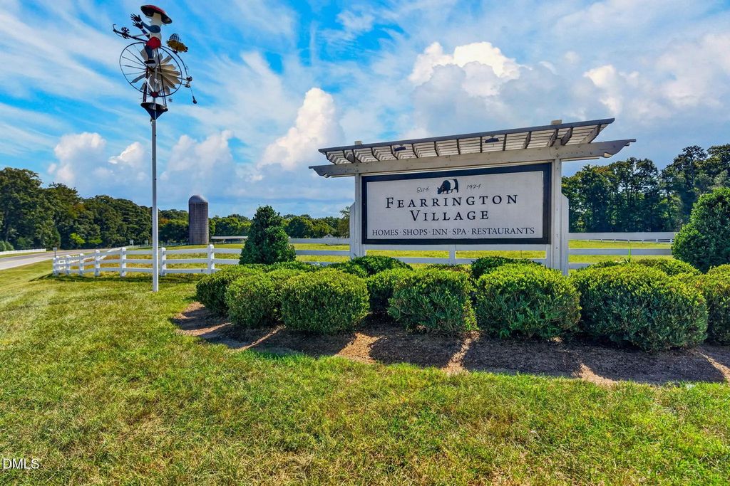 401 Lyndfield Close, Pittsboro