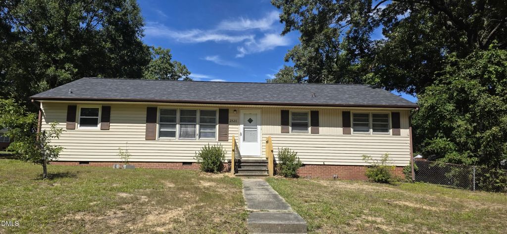 2526 Hyde Street, Burlington