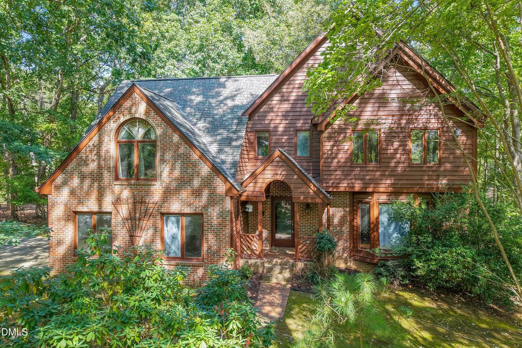 225 Dalton Drive, Raleigh