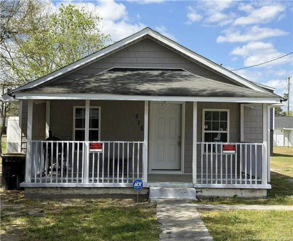515 Mcinnis Street, Pembroke