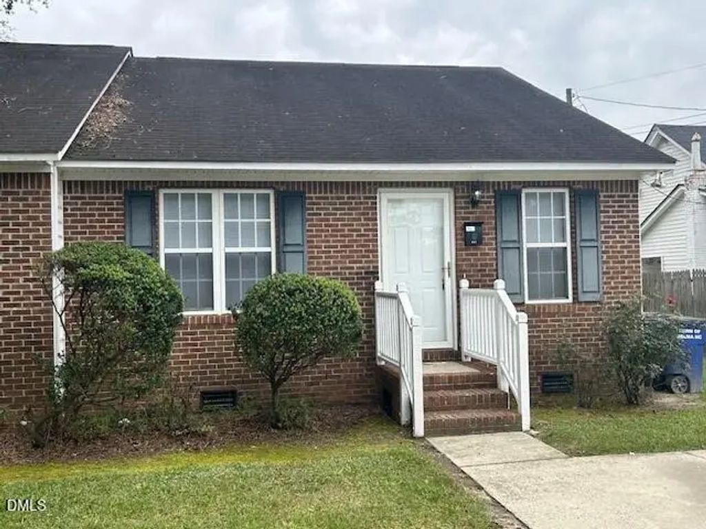 607 W Anderson Street, Selma
