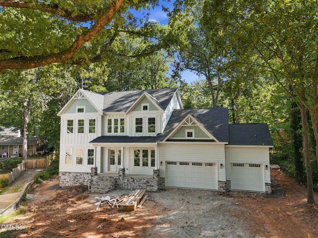 7300 Valleycross Circle, Raleigh
