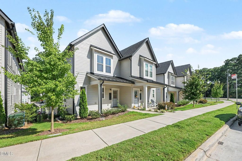 861 Athens Drive 101, Raleigh