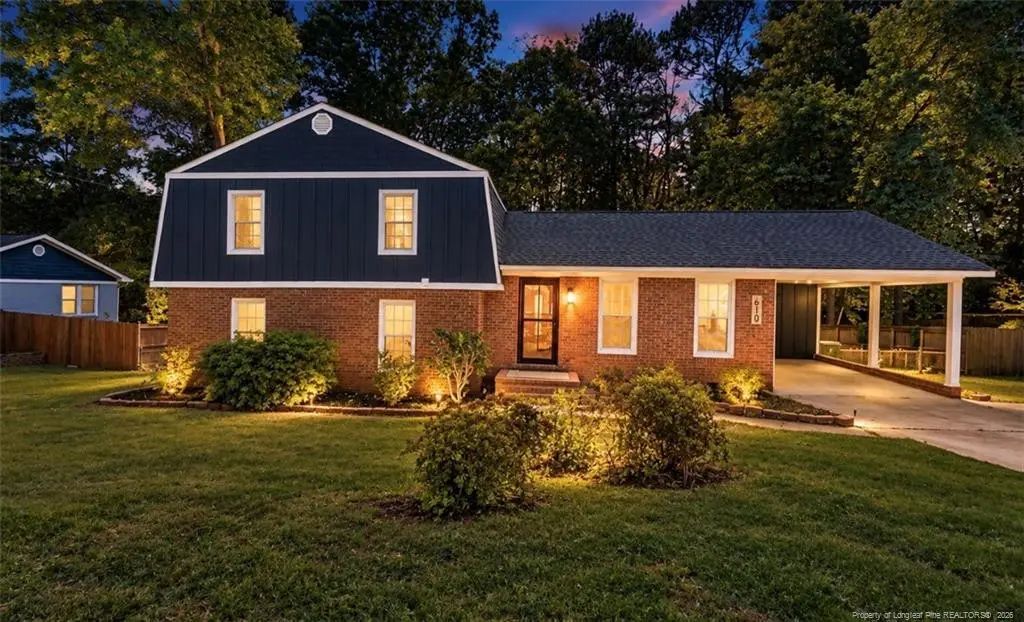 610 Se Maynard Road, Cary