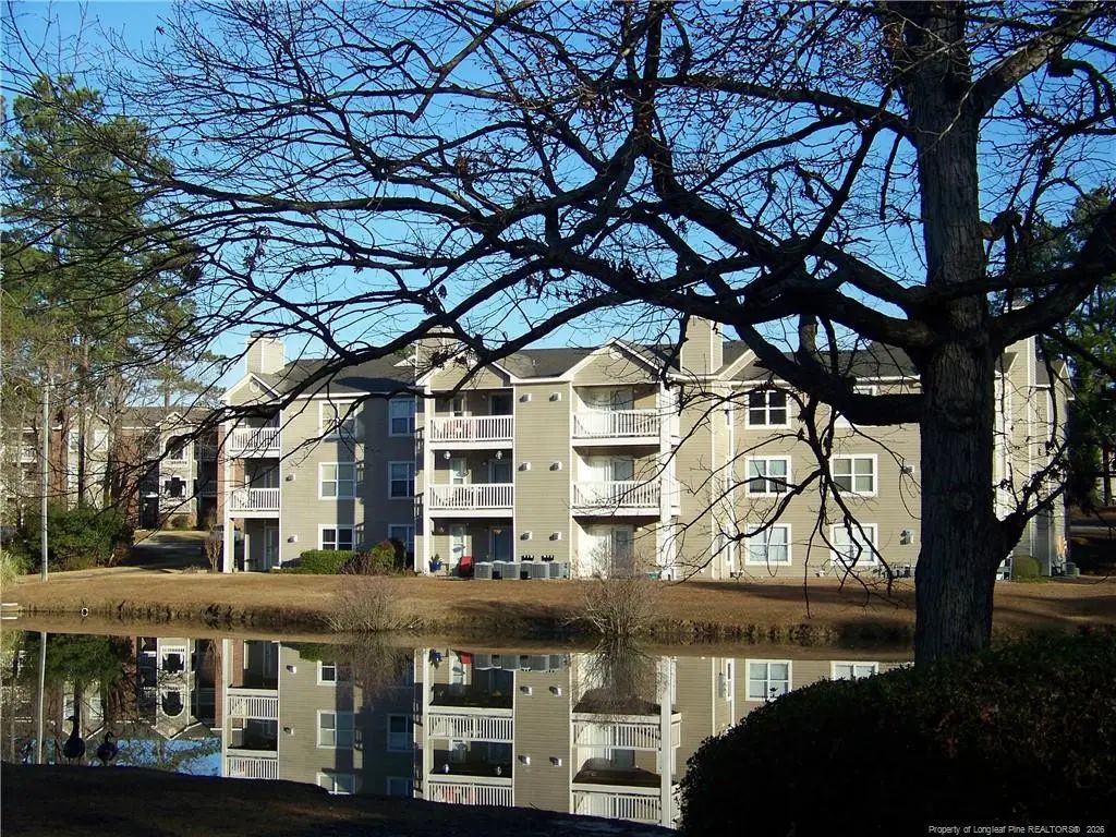 661 Bartons Landing Place 6, Fayetteville