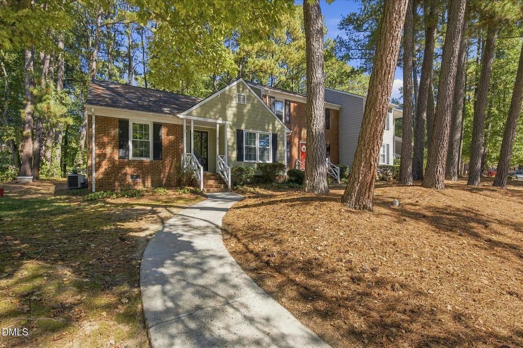 224 Wetherburn Lane, Raleigh