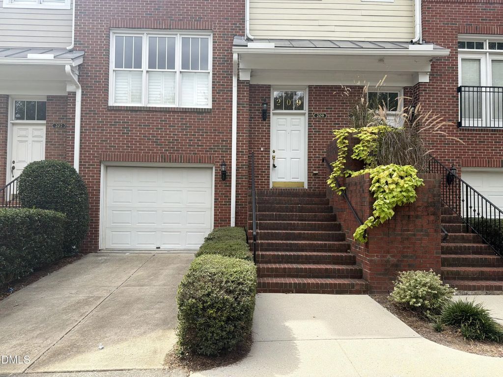 209 Ashton Hall Lane, Raleigh