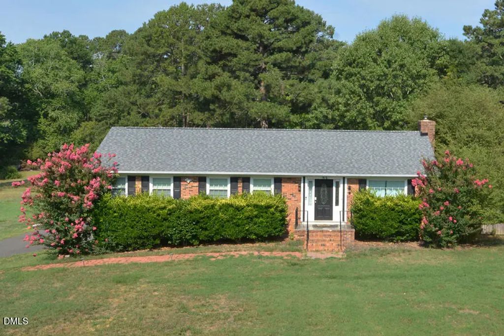 916 Sandlewood Drive, Durham